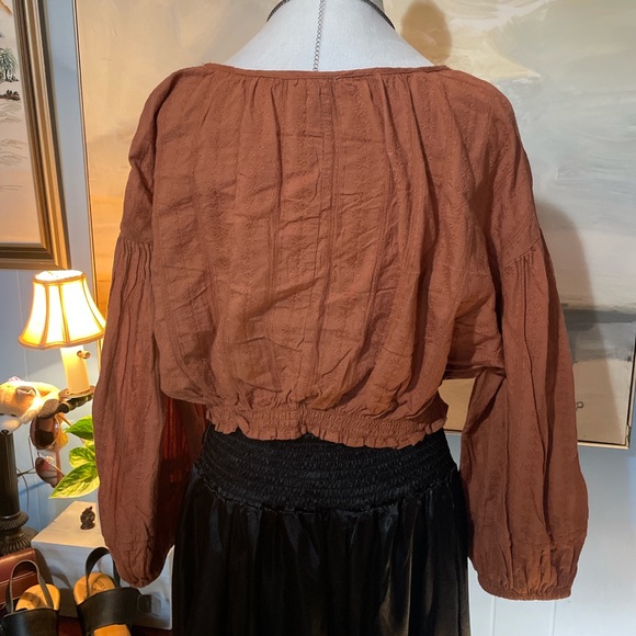 Universal Thread Rust Blouse - Picture 3 of 8